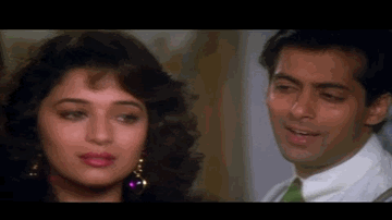 ham aap ke, aap ke hain kaun Lyrics - Madhuri Dixit | Salmaan Khan | Lata Mangeshkar | S P Balasubramaniam