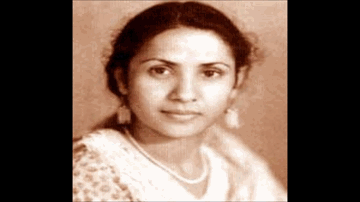 Hari Ke Gun Gaoon Main Lyrics - Khurshid | Motilal | Madhuri | Khursheed Bano