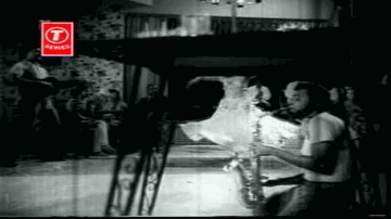 Hata De Jaam Najar Lyrics - Helen | Madan Puri | Malika | Asha Bhosle
