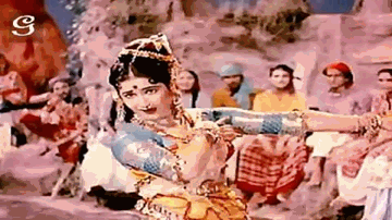 Haule Haule Ek Bhi Na Ghunghru Bole Lyrics - Madhubala | Sunil Dutt | Sohrab Modi | Geeta Ghosh Roy Chowdhuri (Geeta Dutt) | Lata Mangeshkar