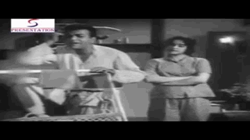 Haye Re Main To Prem Deewana Lyrics - Mumtaz | Manoj Kumar | Nanda | Prabodh Chandra Dey (Manna Dey)