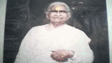 He Ann Dhan Ki Maharani Lyrics - Usha Mangeshkar