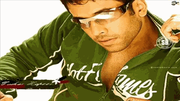 Hone Laga Lyrics - Tusshar Kapoor | Esha Deol | Yash Tonk | Priya Bhattacharya | Sunidhi Chauhan