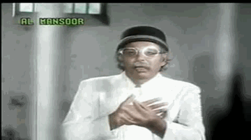 Hoon Kaun Chhoon Lyrics - I.S. Johar | Kishore Kumar | Sheetal | Bhagwan | Maruti