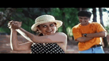 Hum Aur Tum Lyrics - Sanjay Dutt | Mohan Joshi | Reema Lagoo | Kavita Krishnamurthy | Suresh Wadkar