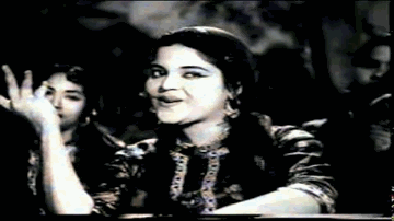 Hum Hai Awara Lyrics - Helen | Dara Singh Randhawa | Parveen Choudhary | Geeta Ghosh Roy Chowdhuri (Geeta Dutt) | Mohammed Rafi