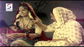 Humko Bhi Munna Lyrics - Helen | Ajit | Padma Khanna | Asha Bhosle | Mohammed Rafi