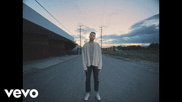 In The Middle Lyrics - G-Eazy