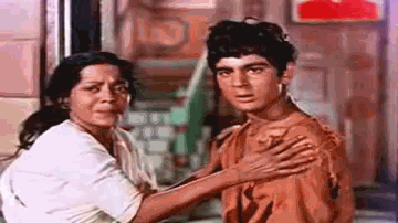 Insaaf Ki Dagar Pe Bachcho Dikhaao Chal Ke Lyrics - Aruna Irani | Naaz | Leela Chitnis | Hemant Kumar