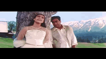 jaaduu saa chhaane lagaa  ye dil kyaa kare Lyrics - Ajay Devgan | Kajol | Mahima Chaudhary | Udit Narayan | Kumar Sanu