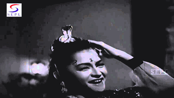 Jaako Raakhe Saayian Lyrics - Johnny Walker | Helen | Nanda | Mohammed Rafi | Shamshad