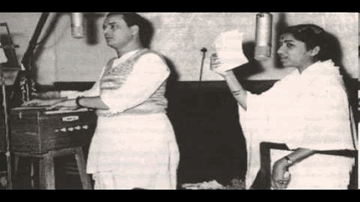 Jis Din Se Mile Tum Hum Lyrics - Nirupa Roy | Mahipal | Kumkum | Lata Mangeshkar | Mukesh Chand Mathur (Mukesh)