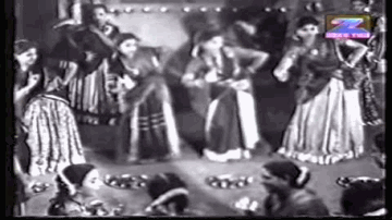 Jyot Jagao Ri Chauk Purao Ri Lyrics - Nirupa Roy | Lalita Pawar | Bharat Bhushan | Asha Bhosle