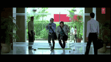 KAARI KAARI Lyrics - Tochi Raina
