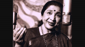 Kabhi Chali Aa Lyrics - Jaya Bhaduri | Simi Garewal | Danny Denzongpa | Asha Bhosle | Kishore Kumar