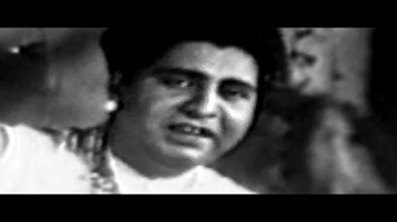 Kadam Kadam Badhe Chalo Lyrics - Sardar Mansoor | Fearless Nadia | John Kawas | Various artists