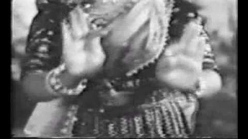 Kahin Dekh Akeli Naar Lyrics - Ashok Kumar | Beena Roy | Ameeta | Lata Mangeshkar