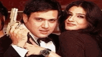 Karele Ki Shaadi Lyrics - Govinda | Raveena Tandon | Preeti Jhangiani | Abhijit