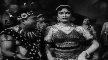 Kari Kari Ankhiyo Se Lyrics - Mumtaz | Helen | Bela Bose | Asha Bhosle | Mohammed Rafi
