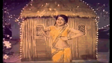 Kaun Wafadar Hai Lyrics - Helen | Vinod Khanna | Kumkum | Asha Bhosle | Usha Mangeshkar