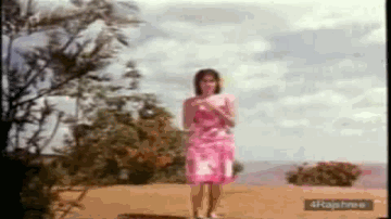 Khafa Na Hona Lyrics - Helen | Prem Chopra | Johny Walker | Mahendra Kapoor