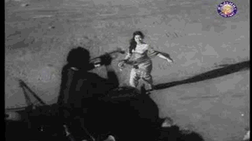 Khubsurat Hasina Jaan E Jaan Lyrics - Kishore Kumar | Kum Kum | Madan Puri | Lata Mangeshkar