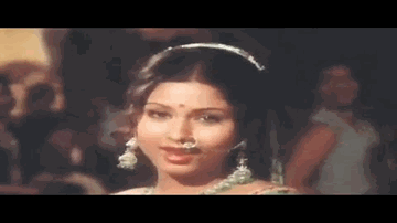 Kisi Ek Jagah Ke Kaidi Nahi Lyrics - Sanjeev Kumar | Leena Chandavarkar | Keshto Mukherjee | Lata Mangeshkar