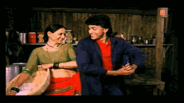 Kismet Ki Khidki Khuli Lyrics - Vinod Mehra | Padmini Kolhapure | Dina Pathak | Bappi Lahiri | Shailendra Singh
