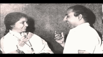 Koi Deewana Tumhe Chahega Lyrics - Rita Bhaduri | Sudhir Pandey | Ajit Vachani | Asha Bhosle | Mohammed Rafi