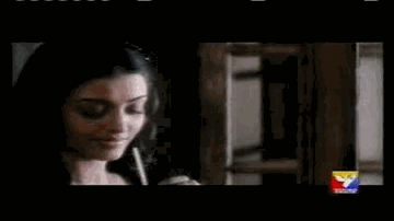 Kya Dekh Rahe Ho Tum Meri Lyrics - Aishwarya Rai | Madu | Vaishali Samant