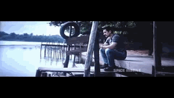 Laakh Duniya Kahe Lyrics - Kareena Kapoor | Aamir Khan | Nawazuddin Siddiqui | Ram Sampath