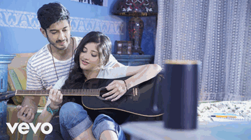 Lamhein (Title) Lyrics - Anmol Malik