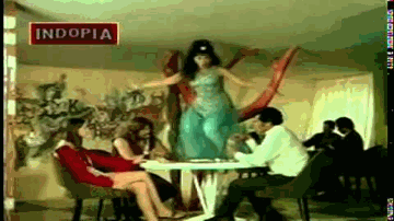Le Le Yeh Dil Ka Nagina Lyrics - Vinod Khanna | Dev Kumar | Laxmi Chhaya | Asha Bhosle
