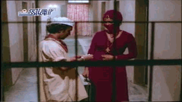 Lo Hum Aa Gaye Lyrics - Reena Roy | Amjad Khan | Suresh Oberoi | Aziz Nazan