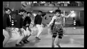 Main Jo Gale Lag Jaungi Lyrics - Helen | Feroz Khan | Shahida | Asha Bhosle