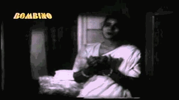 Main Kiski Laaj Lyrics - Dilip Kumar | Ranjana | Phari Sanyal | Parul Ghosh