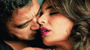 Main Na Janoo Kaisi Kasak Hai Lyrics - Mukesh Tiwari | Meera | Lucky Ali | Gayatri Ganjawala