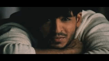 Makhamali Ye Badan Ki Nazaakaten Hasin Lyrics - Vivek Oberoi | Manoj Bajpai | Antara Mali | Sanjivani Bhelande | Sonu Nigam