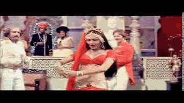 Mara Thumka Badal Gai Chal Mitwa Lyrics - Dilip Kumar | Nirupa Roy | Pradeep Kumar | Lata Mangeshkar