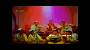 Mehfil Me Mujhko Dekh Kar Lyrics - Zahid Nazan | Anupama Deshpande