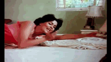 Mehndi Lagegi Haathon Me (Part 1) Lyrics - Bela Shende