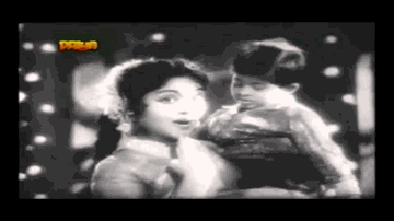 Mele Hain Chiraago Ke, Rangin Diwali Hai, Mahka Hua Gulshan Hai Lyrics - Vyjayantimala | Lata Mangeshkar