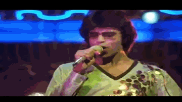 Mere Awaj Ke Dosto Lyrics - Leela Mishra | Kamal Kapoor | Bindiya Goswami | Amit Kumar