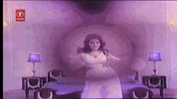 Mere Husn Ke Jalwe Lyrics - Nirupa Roy | Saira Banu | Ranjeet | Asha Bhosle