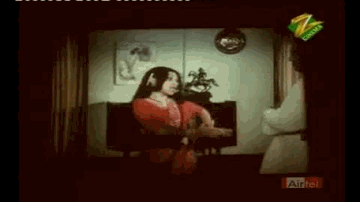 Mere Ishq Mein Lakho Latke Balam Lyrics - Sharmila Tagore | Sanjeev Kumar | Agha | Asha Bhosle