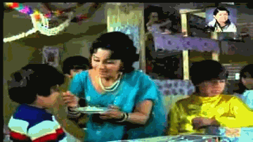 Mere Lal Lyrics - Waheeda Rehman | Sanjeev Kumar | Fardeen Khan | Lata Mangeshkar