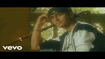 Meri Mano Yaaron Mujhko Lyrics - Bhupinder Singh | Runa Laila | Bhupinder