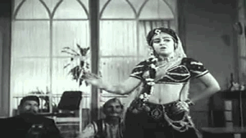 Muh Pher Ke Mat Jao Lyrics - Ulhas | Vijay Kumar | Meenakshi | Asha Bhosle