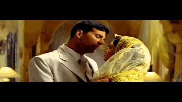 Mujhe Pyar Do Dil Bekarar Hai Lyrics - Akshay Kumar | Amitabh Bachchan | Bobby Deol | Anuradha Paudwal | Karsan Sargathia
