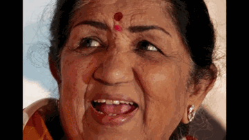 Mujhko Hai Tujhse Pyar Kyun Lyrics - Lalita Pawar | Nimmi | Raj Kumar | Lata Mangeshkar
